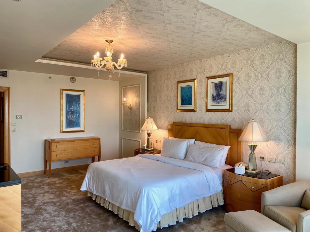 Chez Haytham At Four Seasons Nile Plaza Residential Suite カイロ エクステリア 写真