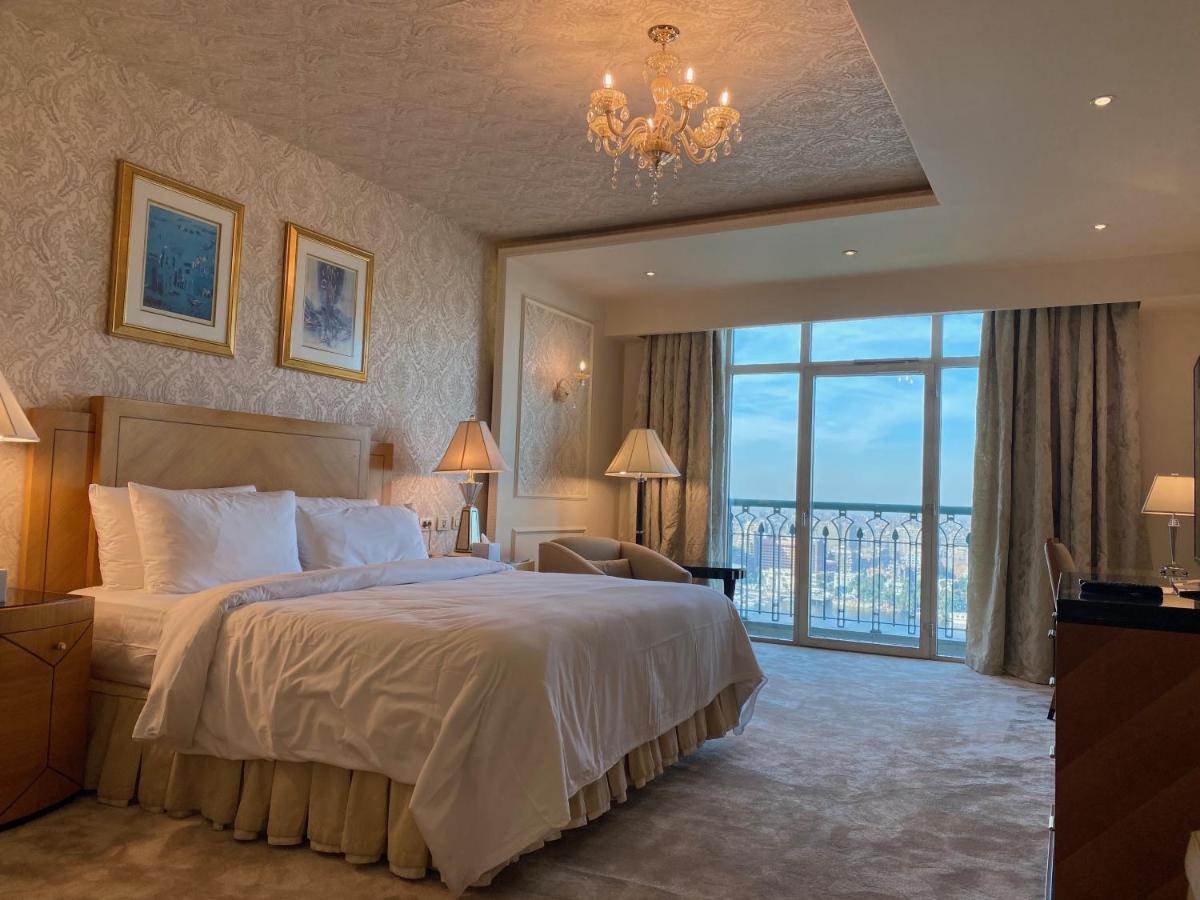 Chez Haytham At Four Seasons Nile Plaza Residential Suite カイロ エクステリア 写真