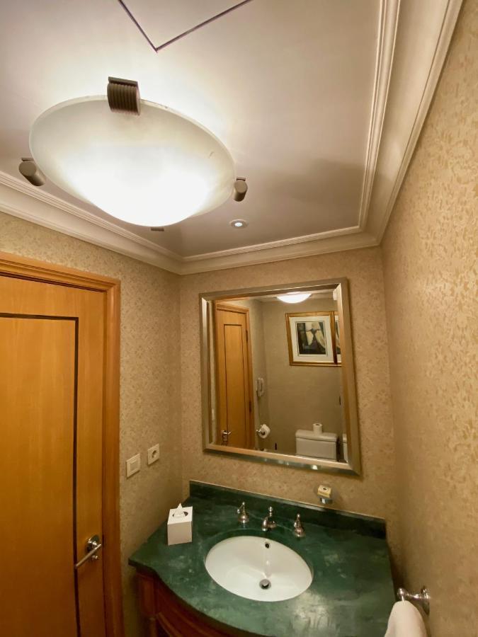 Chez Haytham At Four Seasons Nile Plaza Residential Suite カイロ エクステリア 写真