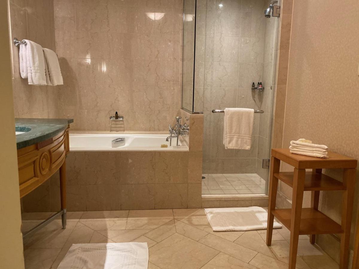 Chez Haytham At Four Seasons Nile Plaza Residential Suite カイロ エクステリア 写真